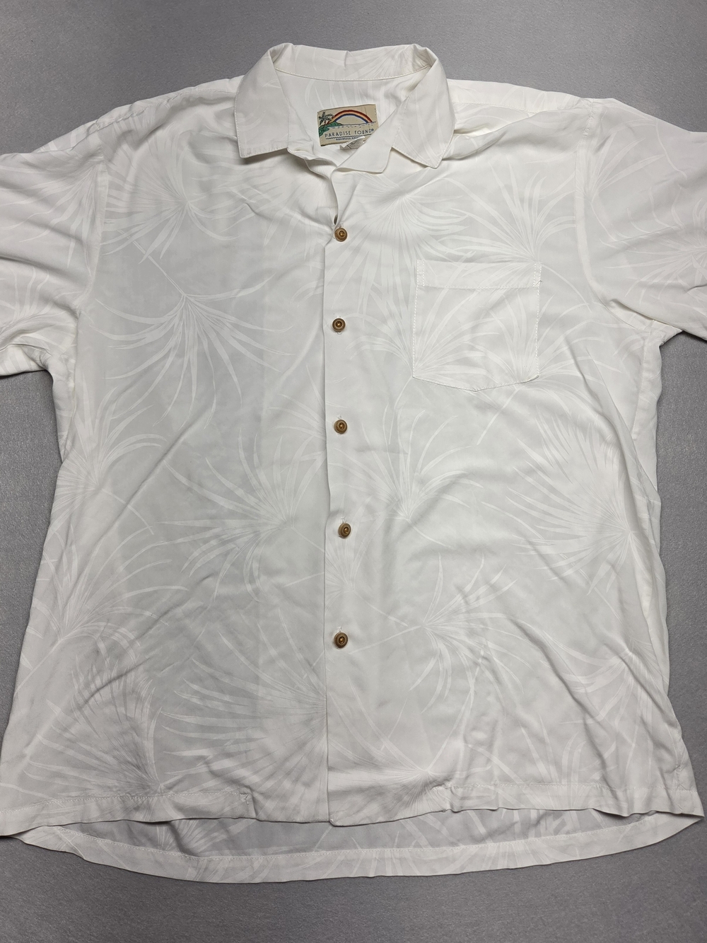 Paradise Found VINTAGE Hawaiian Casual White Short-Sleeve Palm Shirt